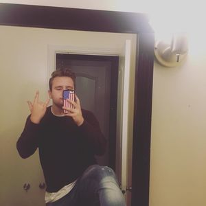 Meet your Posher, Ethan